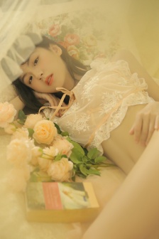 欧美粉嫩扣泬